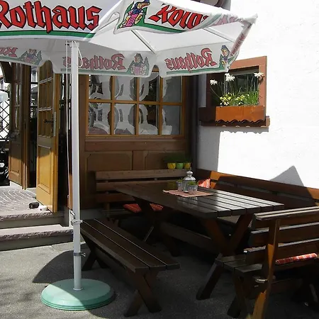 여관 Zum Schwanen 3*